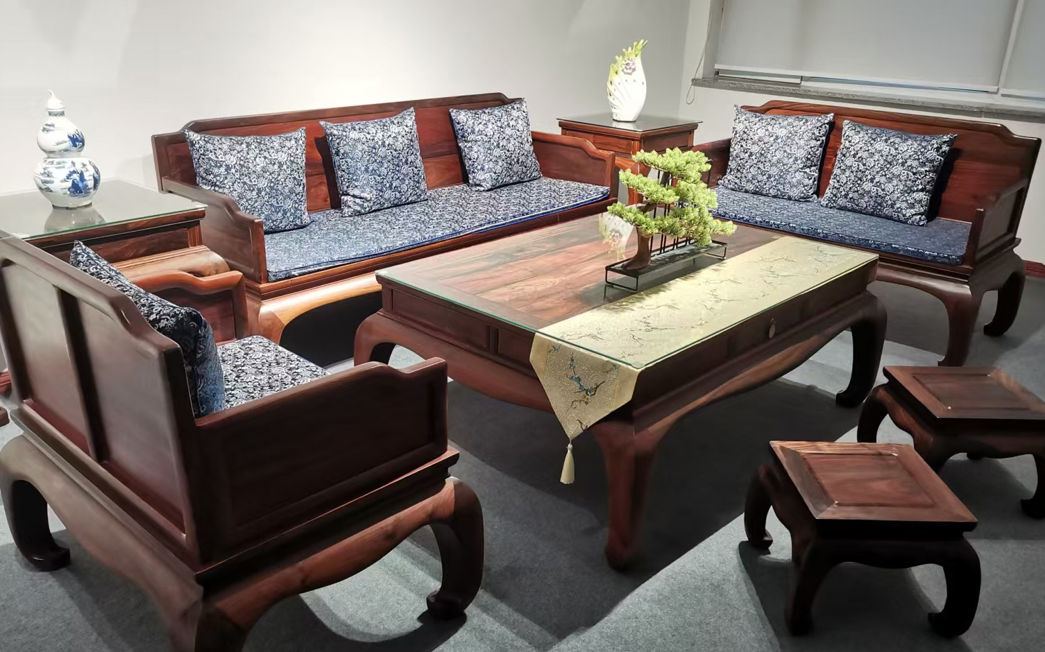 Rosewood Furniture